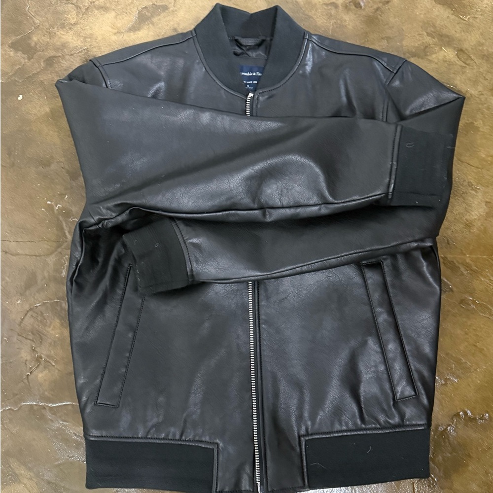 Abercrombie and Fitch Black Leather (Faux) Jacket Men’s Small